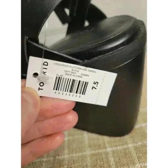 Women's Torrid Black Strap Braided Platform Heeled Sandals Size 7.5 NWOB - Picture 6 of 6